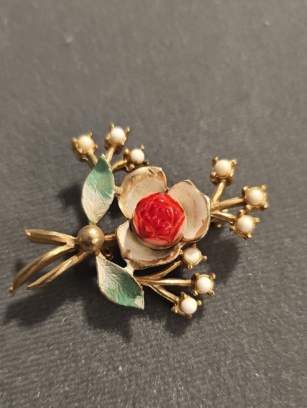 Unbranded Vintage Floral Bouquet Brooch Women Gold Red Enamel Pearl Pin Size OS